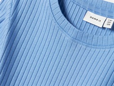 Name It cornflower blå top med trompetærmer